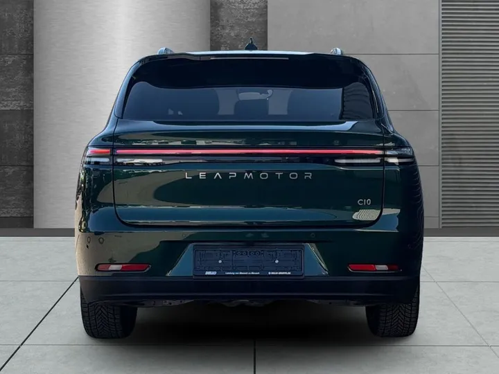 Leapmotor C10