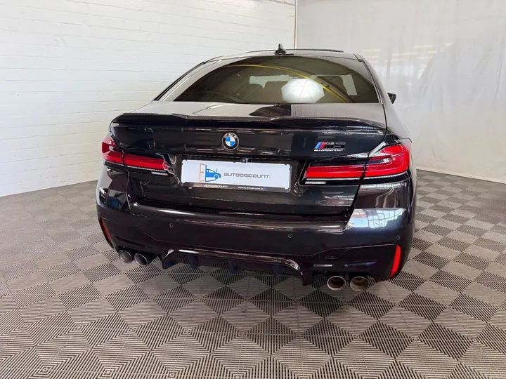 BMW M5
