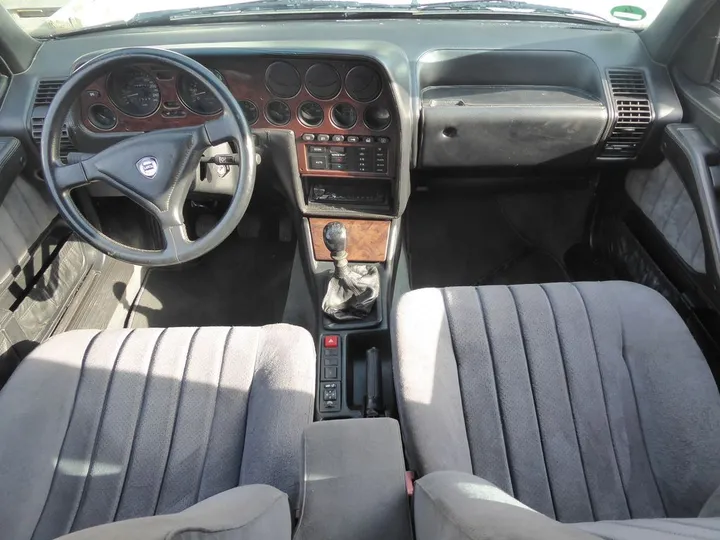 Lancia Thema