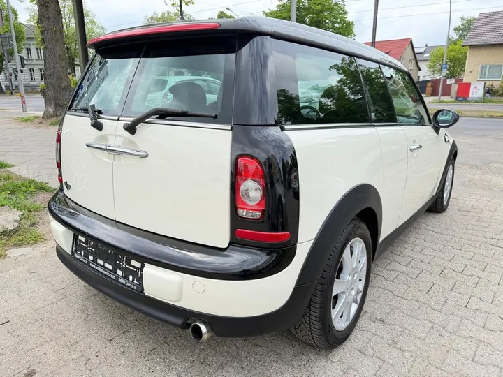 MINI Cooper Clubman