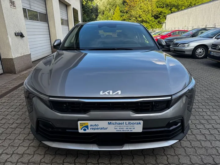 Kia K4