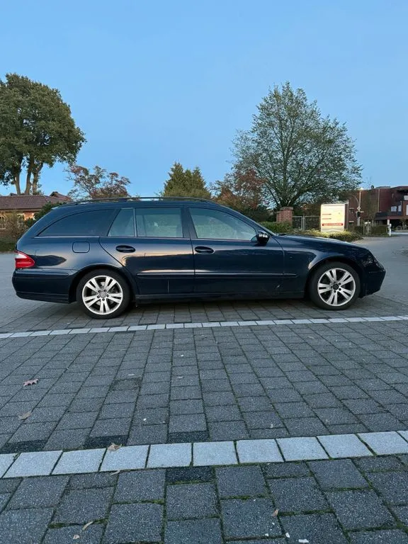 Mercedes-Benz E 280