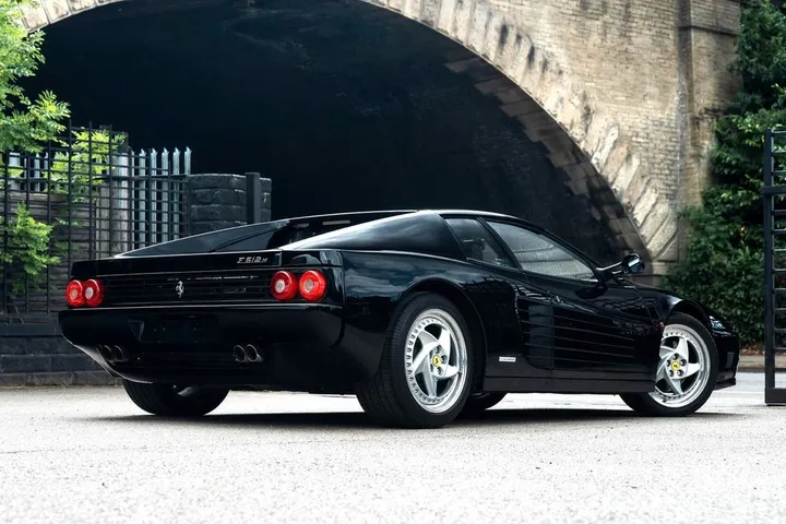 Ferrari 512