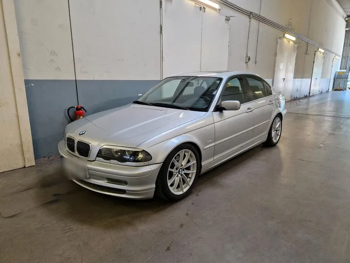 BMW 328