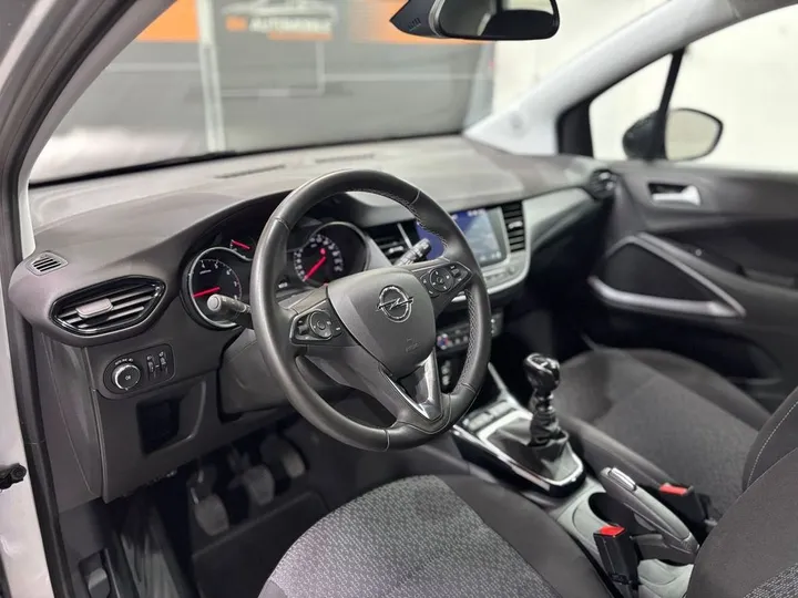 Opel Crossland (X)