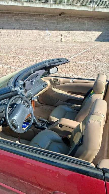 Chrysler Stratus