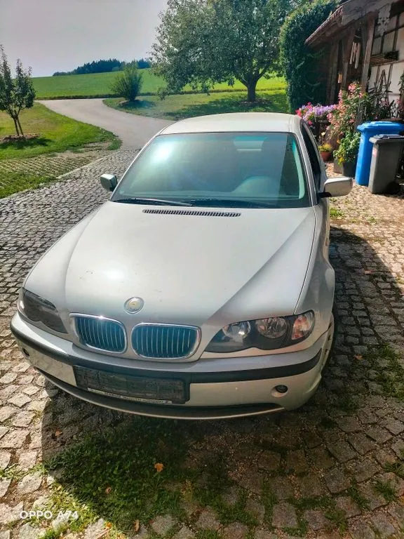 BMW 320