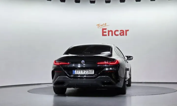 BMW 8-Series