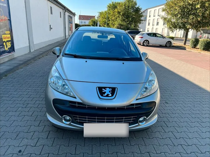Peugeot 207