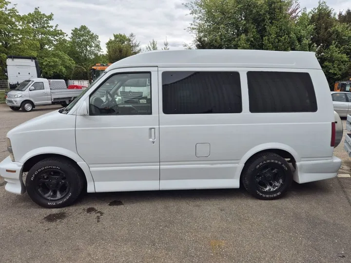 Chevrolet Astro