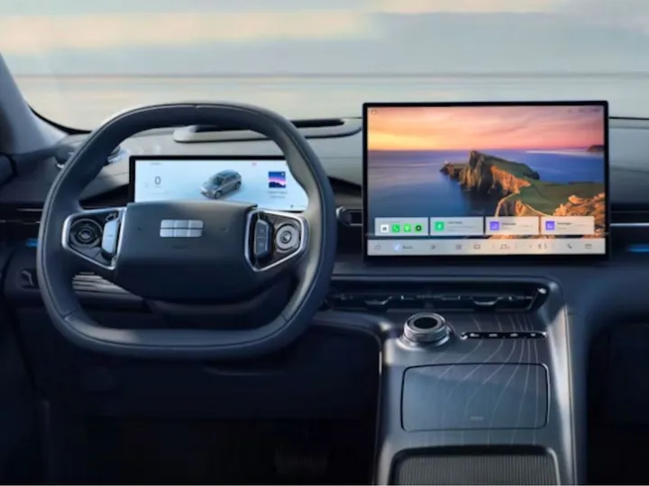 Geely E5