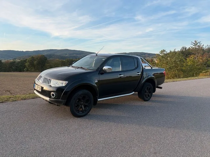 Mitsubishi L200