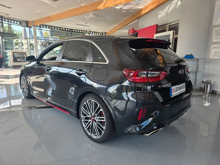 Kia cee'd / Ceed