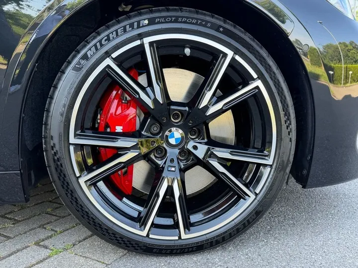 BMW M240i
