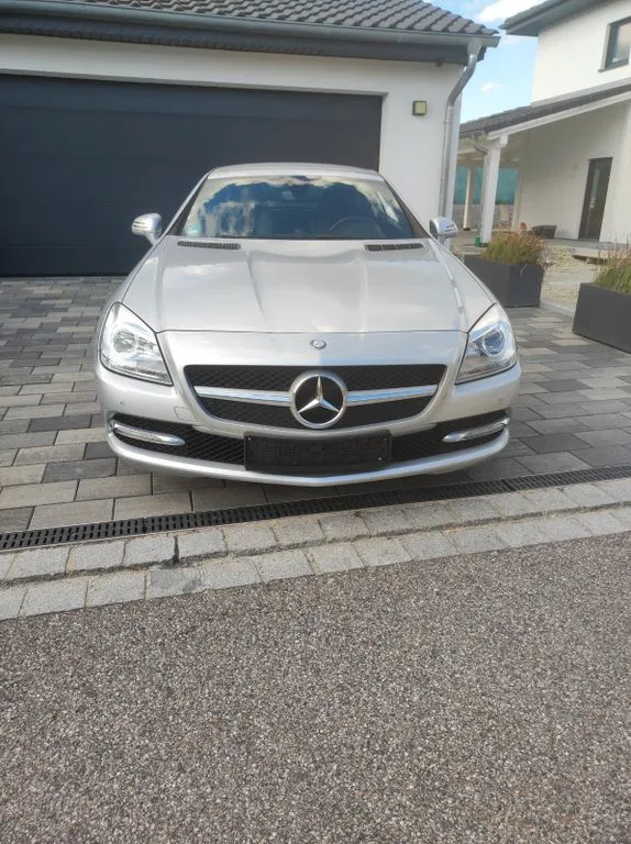 Mercedes-Benz SLK 200