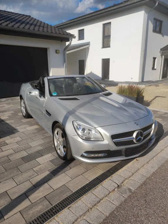Mercedes-Benz SLK 200