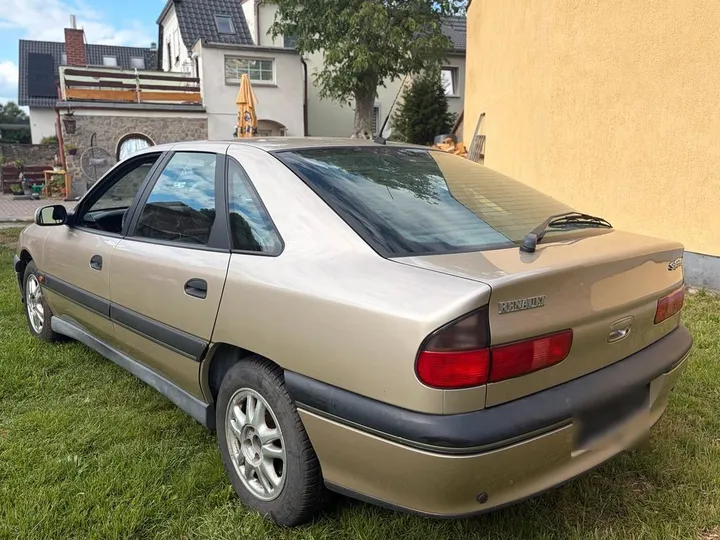 Renault Safrane