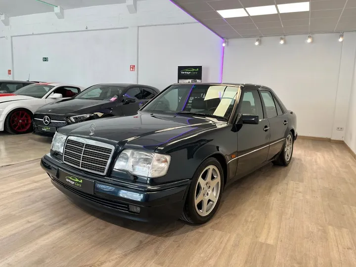 Mercedes-Benz E 500