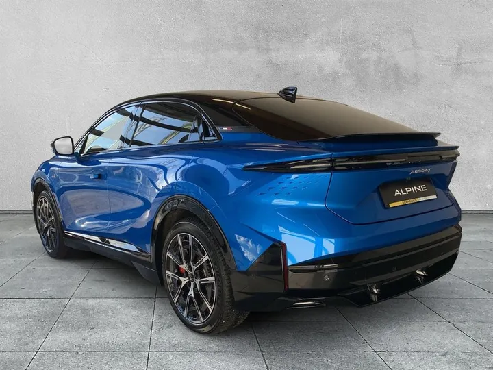 Alpine A390
