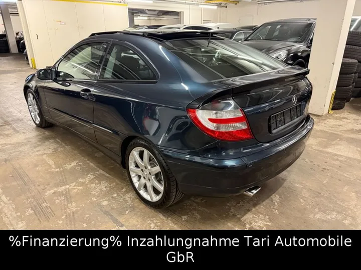 Mercedes-Benz C 230