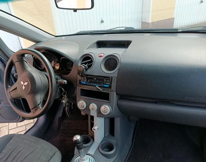 Mitsubishi Colt
