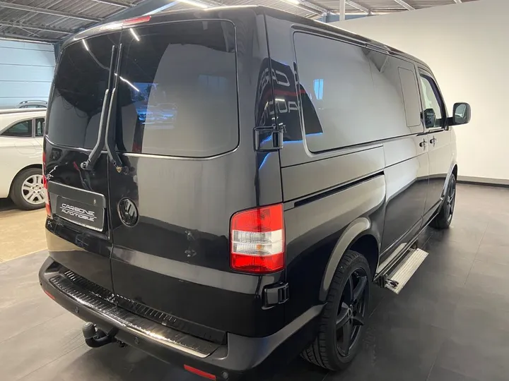 Volkswagen T5 Caravelle