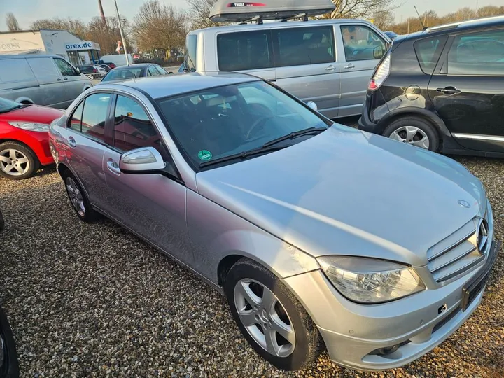 Mercedes-Benz C 200