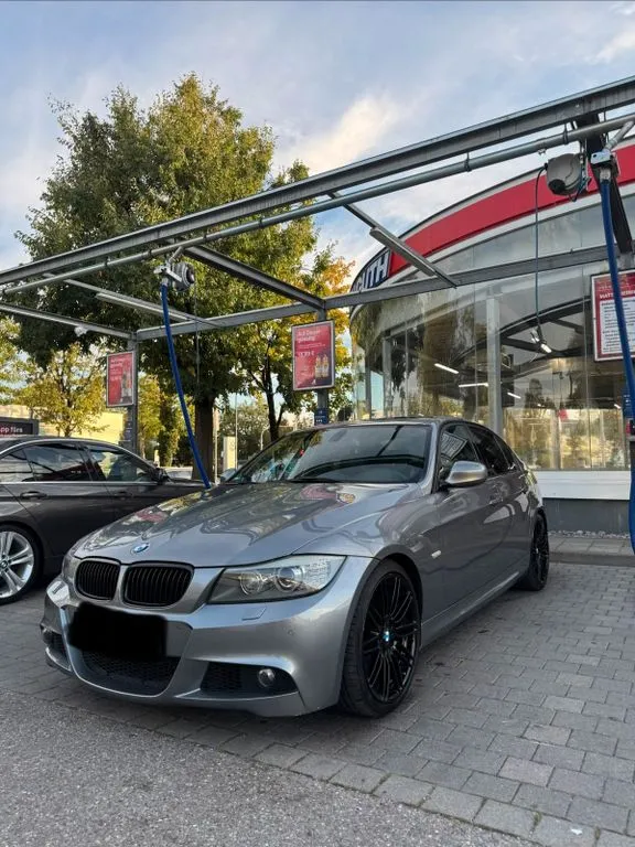 BMW 325