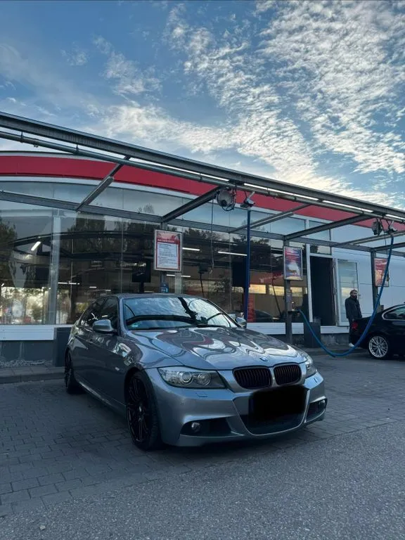 BMW 325