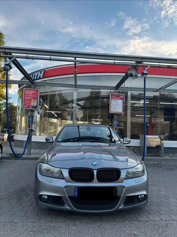 BMW 325