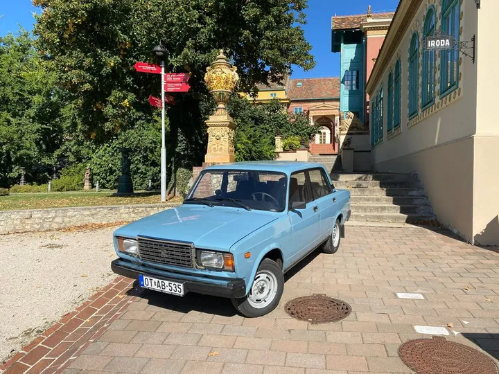 Lada 2107