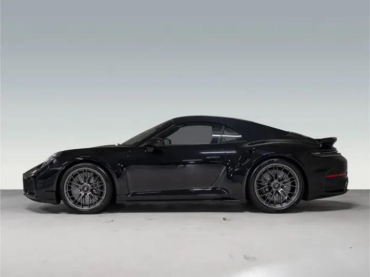 Porsche 992