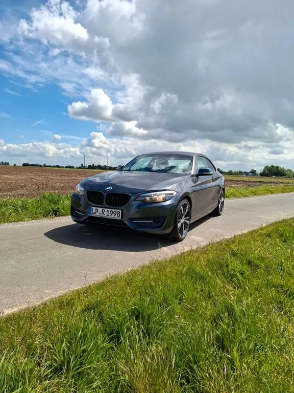 BMW 220