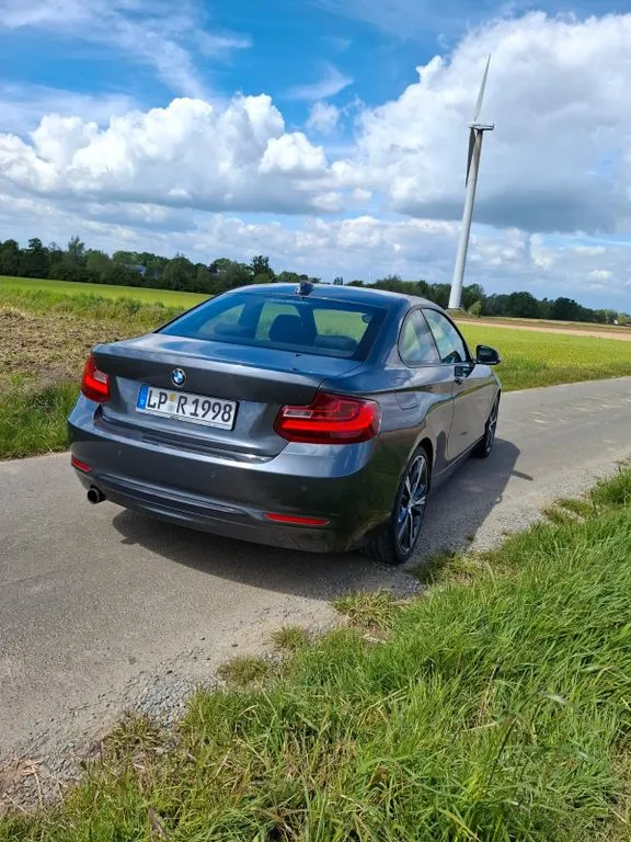 BMW 220