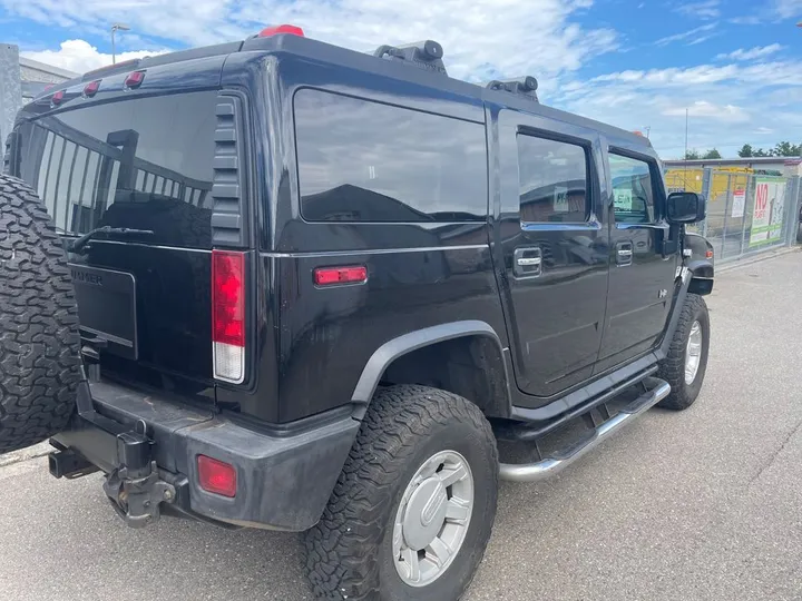 Hummer H2