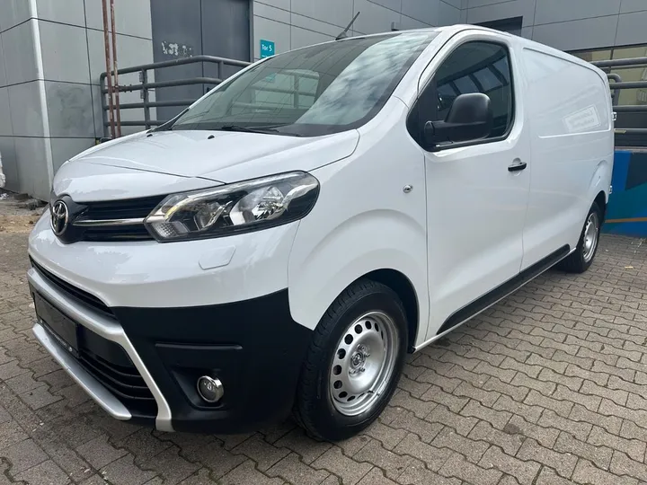 Toyota Proace Verso