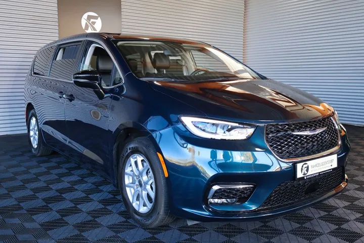 Chrysler Pacifica