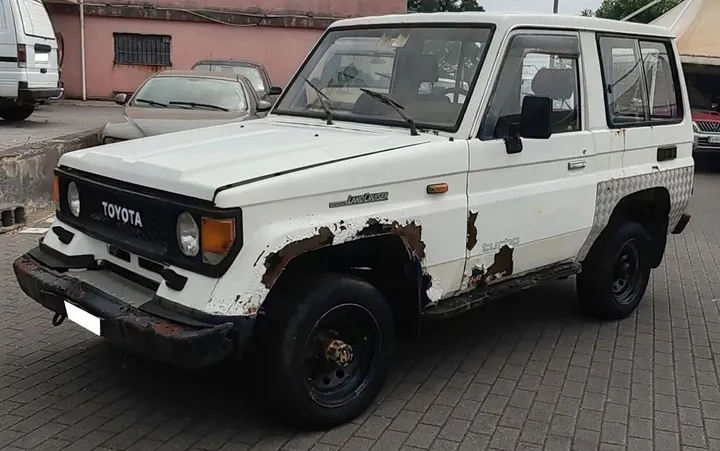 Toyota Land Cruiser