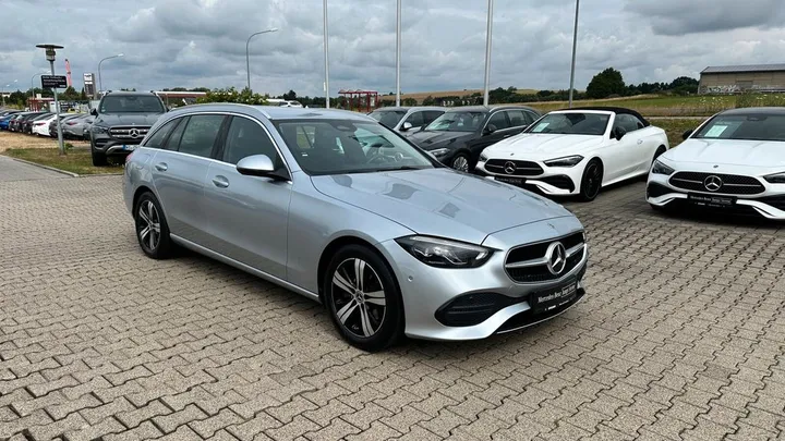 Mercedes-Benz C 220