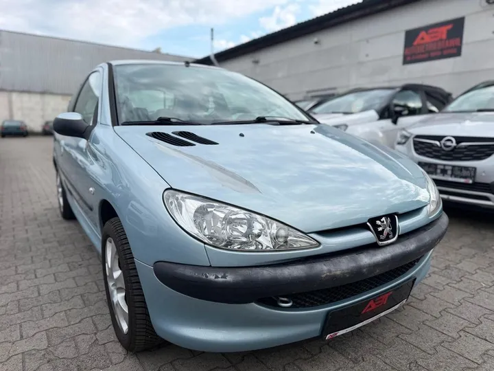 Peugeot 206