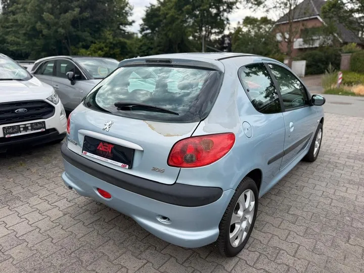Peugeot 206