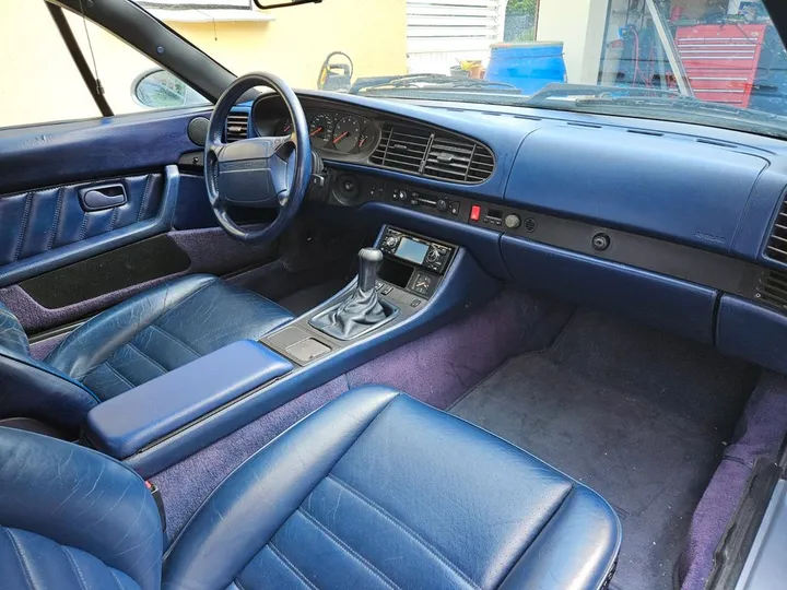 Porsche 968
