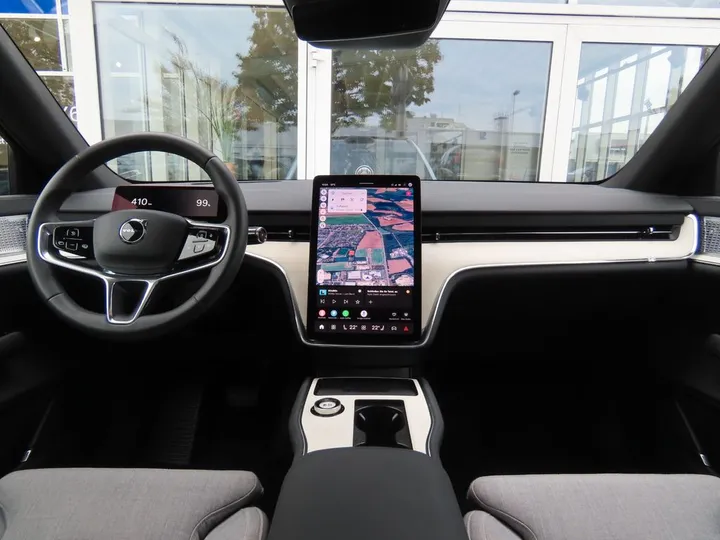Volvo EX90