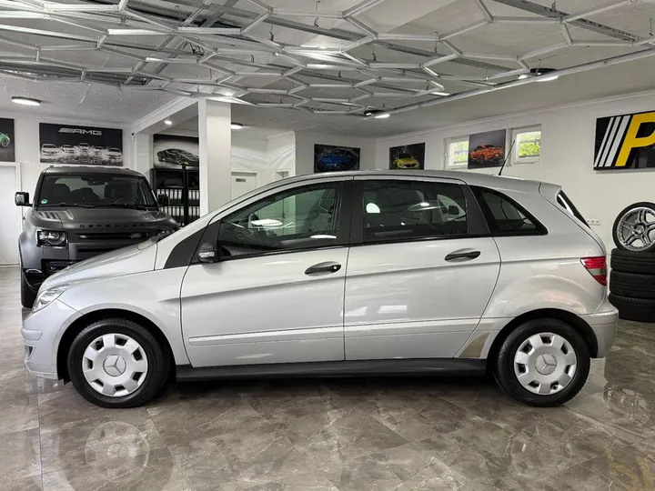 Mercedes-Benz B 170