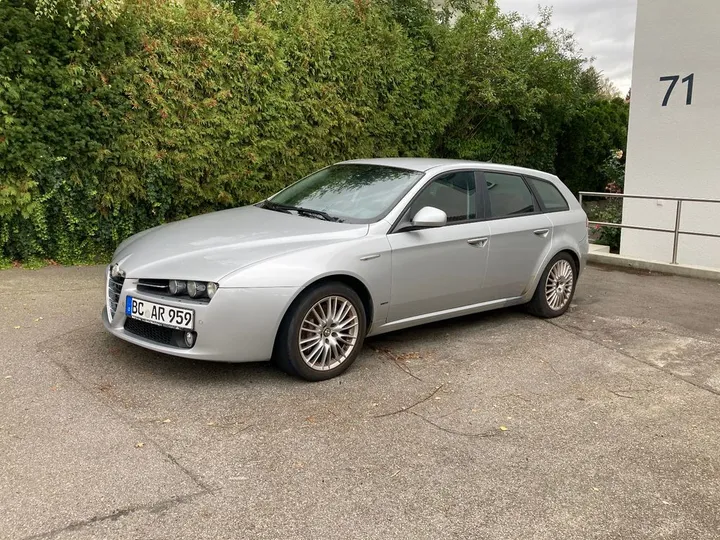 Alfa Romeo 159
