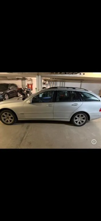Mercedes-Benz C 220