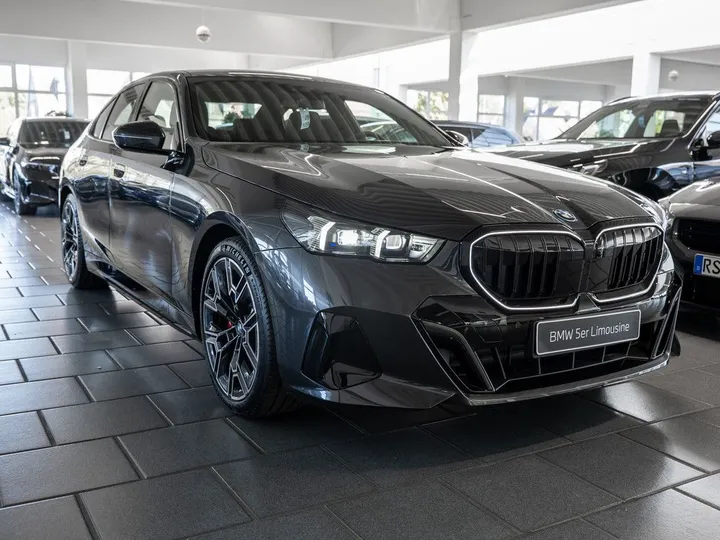 BMW 530