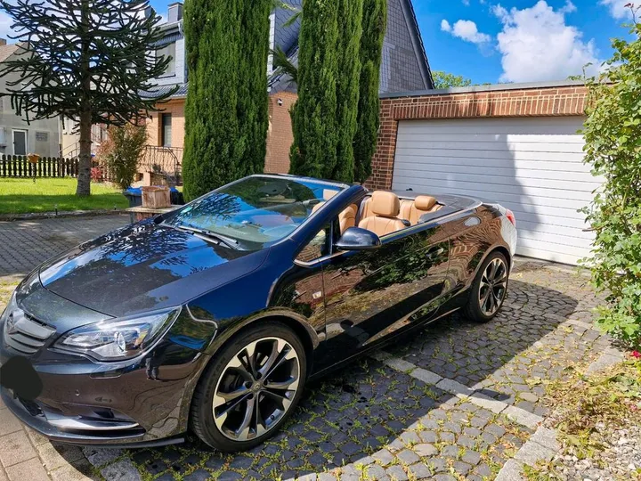 Opel Cascada