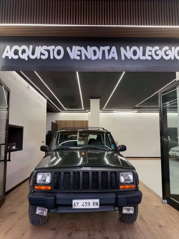 Jeep Cherokee