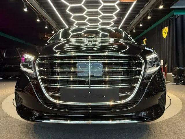 Mercedes-Benz V 300